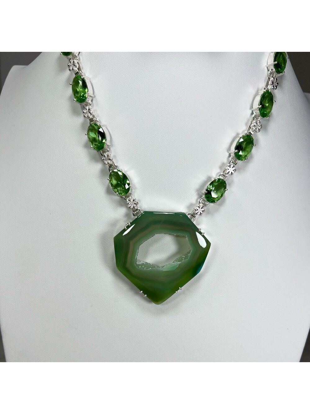 Green Solar Quartz Large Gemstone Necklace & Bracelet ONLY - Picture 4 of 9
